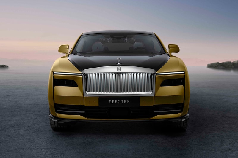 Rolls-Royce Spectre Unveiled First Look Official Release Information Electric Cars British Luxury EV 
