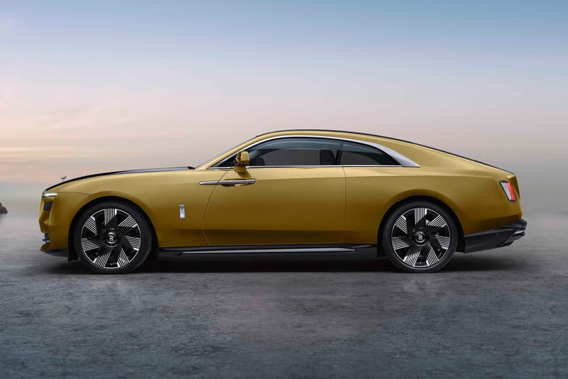 Rolls-Royce Spectre Unveiled First Look Official Release Information Electric Cars British Luxury EV 