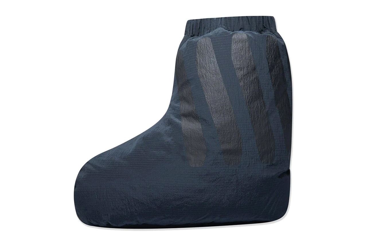 Wood Wood Fall Winter 2022 Oymy Tech Stripe Down Socks Boots Beige Black FW22 Release Information