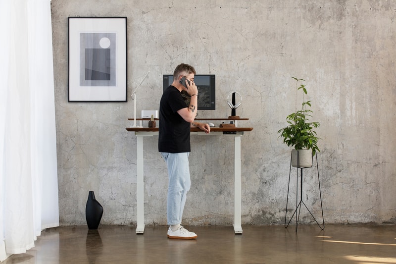 Oakywood Magsafe Desks Office Supplies Minimalist Wooden Accessories Organization iPhone Stand Desk Apple Watch Stand