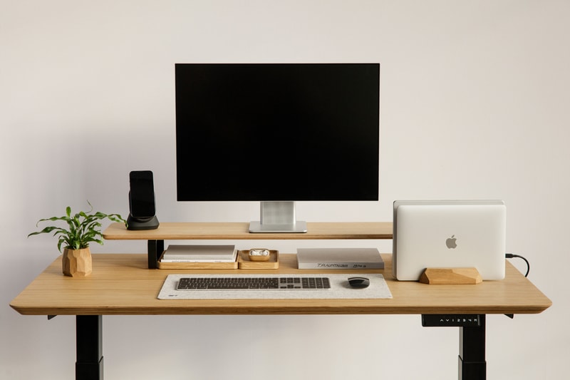 Oakywood Magsafe Desks Office Supplies Minimalist Wooden Accessories Organization iPhone Stand Desk Apple Watch Stand