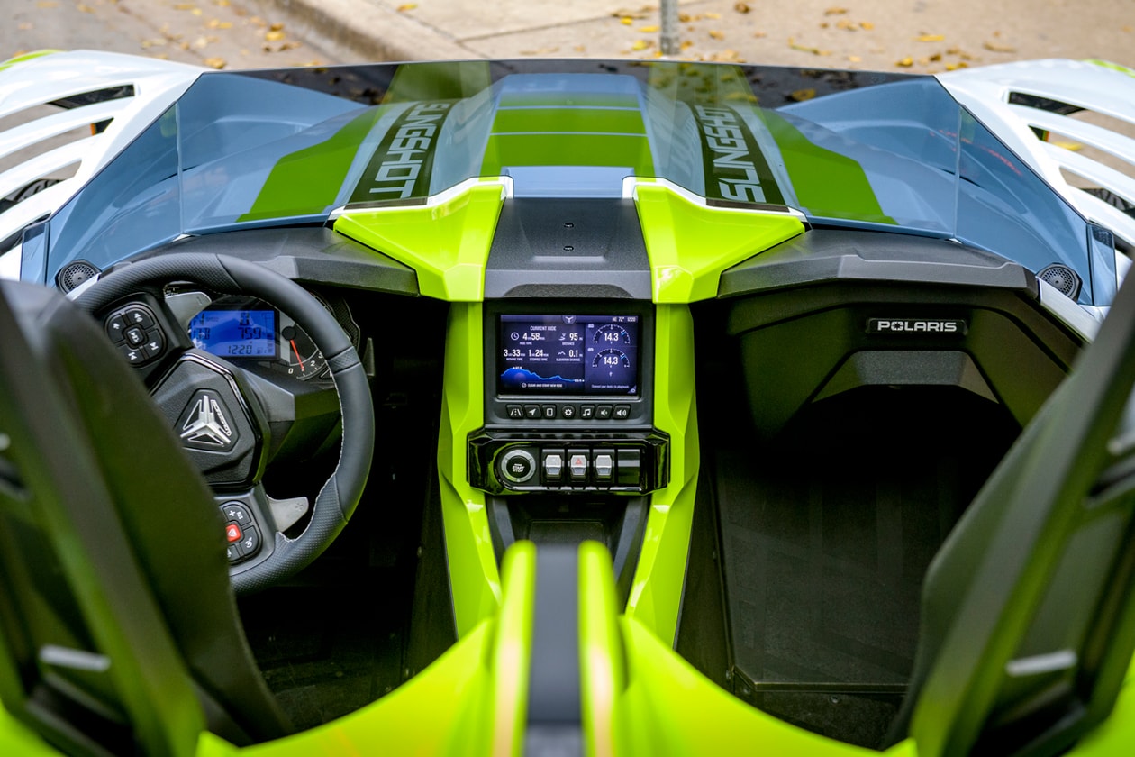 Polaris Slingshot Three-Wheeler Motorcycle Autocycle Slingshot S Slingshot SL Slingshot SLR Slingshot R Slingshot Signature LE Auto Manual Transmissions 