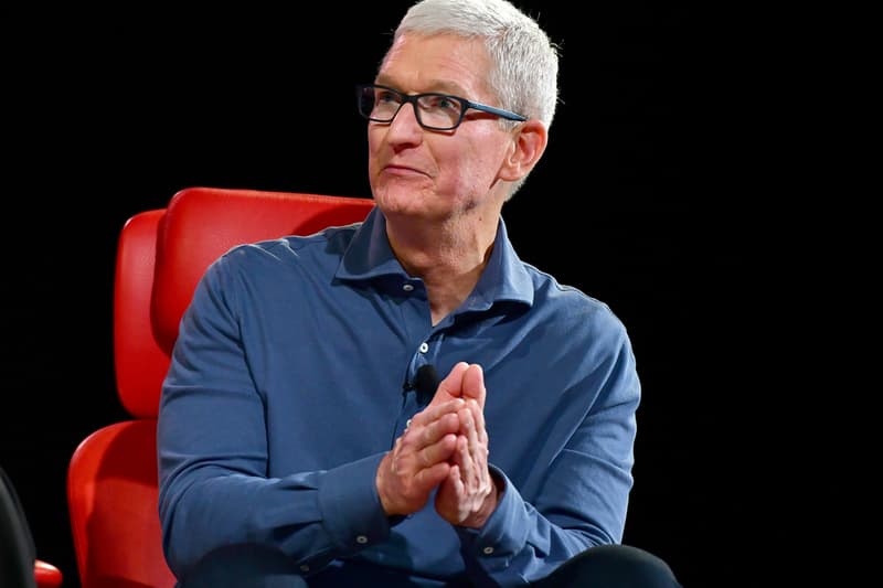 Apple Manchester United FC Tim Cook Tech Glazer Family Sports Premier League Football Soccer World Cup Cristiano Ronaldo