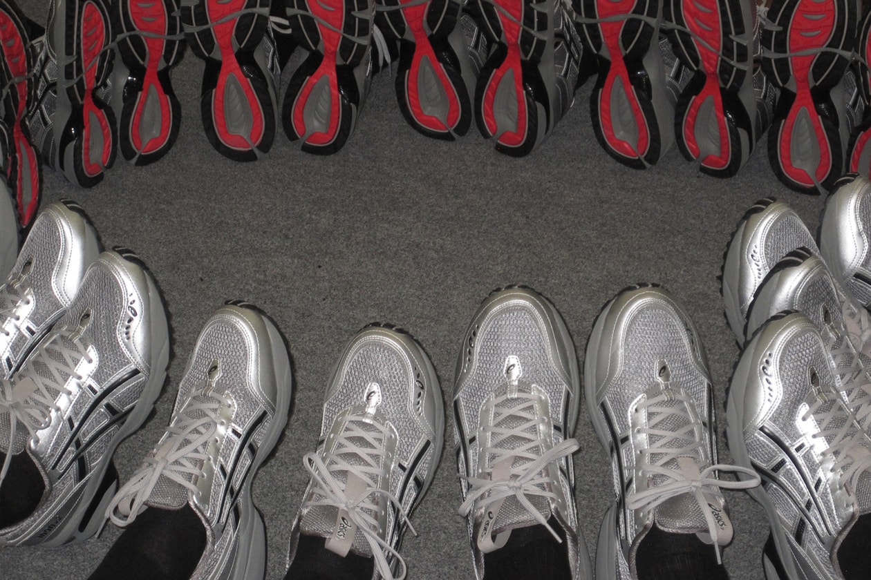 asics gel 1090 v2 silver grey copenhagen frejer wewer uplift the mind  movement uplifts your mind sound body sound mind freja wewer gel 1090v2 nxt museum amsterdam mental health 