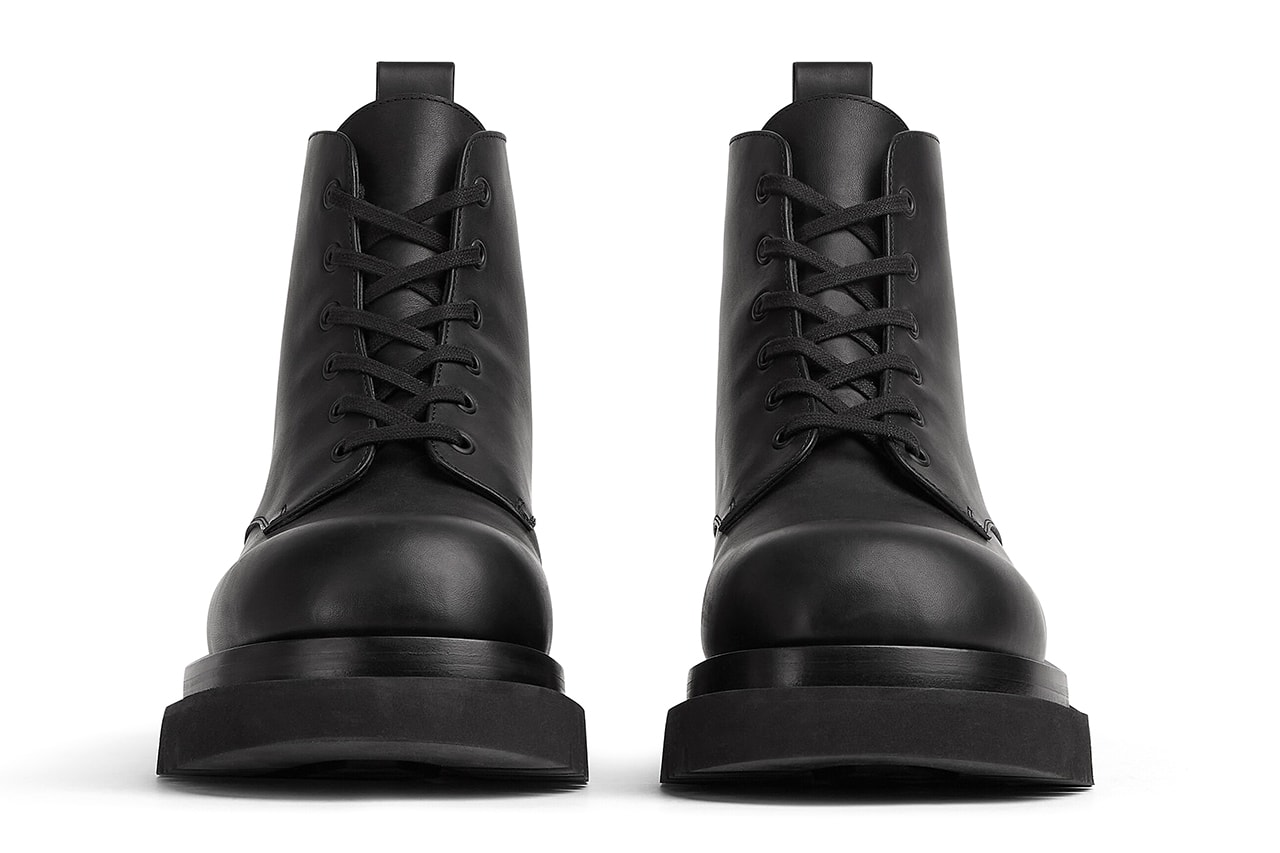 Bottega Veneta Pre-Spring 2023 Matthieu Blazy Boots Loafers Brogues Footwear Designer Luxury House Release Information Runway