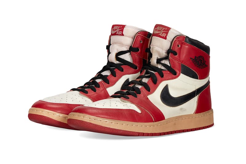 christies the great auction air jordan 1 hi 85 chicago serena williams Off White court flare Henrik Lundqvist skates virgil abloh louis vuitton steamer trunk air max lv nike air force 1 kobe bryant jersey lakers chanel medicom toy