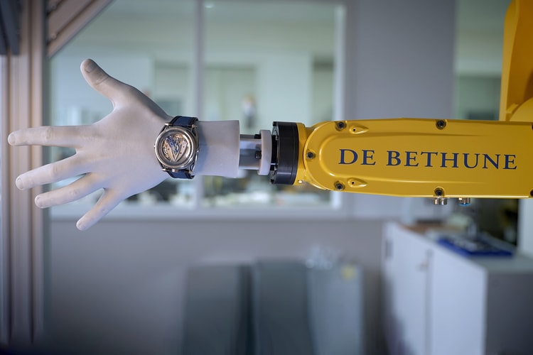 De Bethune Leads the Way With World-First Real World Tuning Service