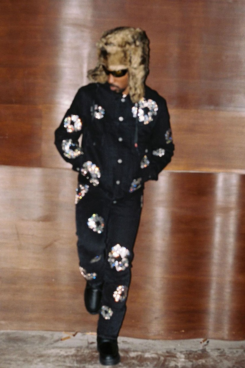Supreme Fall Winter 2022 Week 11 Release List Drop List Palace Denim Tears Givenchy (B).STROY Brain Dead Azuki AMBUSH® Trophy Room Jordan Brand Barbour NOAH Y-3