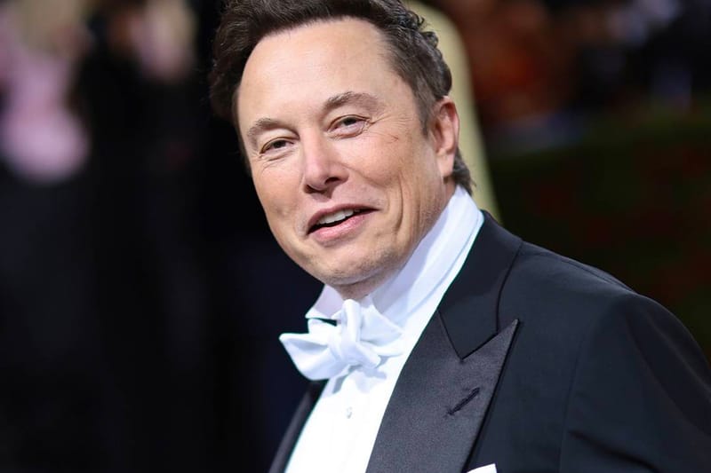 Elon Musk Clarifies That He Makes Final Decisions on Twitter Posts