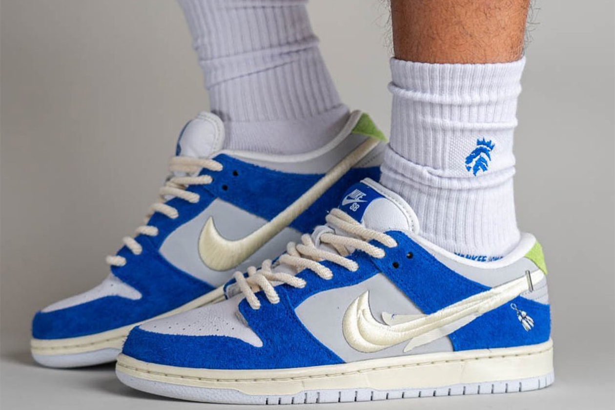 On-Foot Look Fly Streetwear  Nike SB Dunk Low dq5130-400 sneakers footwear menswear collaboration