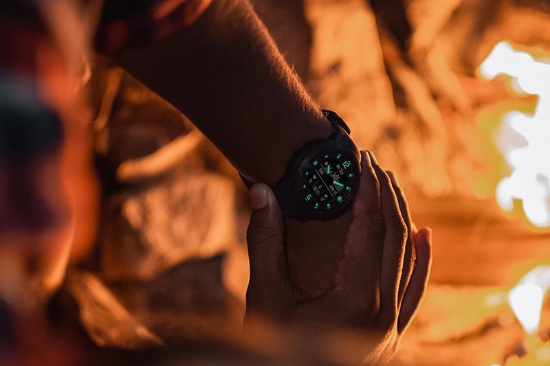 Garmin Instinct Crossover smartwatch solar tactical utility outdoor health fitness pay gps camping dive military release info date price