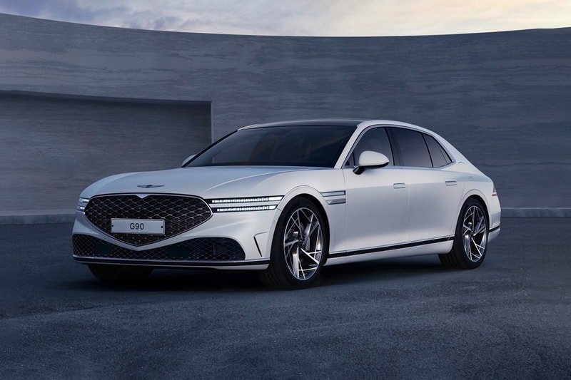 2023 Genesis G90 Spotted Driving Autonomously 
