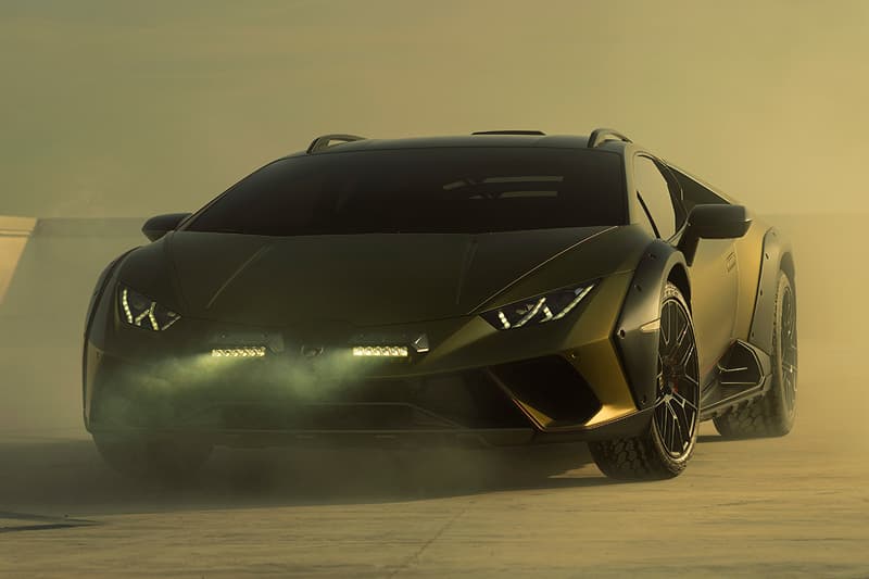 Lamborghini Huracán Sterrato All-Terrain Supercar Italian AWD 4WD V10 Debut Release Information First Look