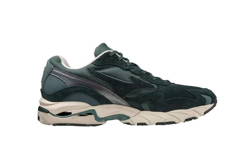 Mizuno Presents Its Wave Rider 10 Premium Pack