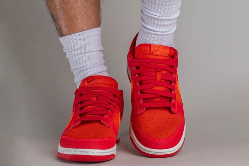red dunks on feet
