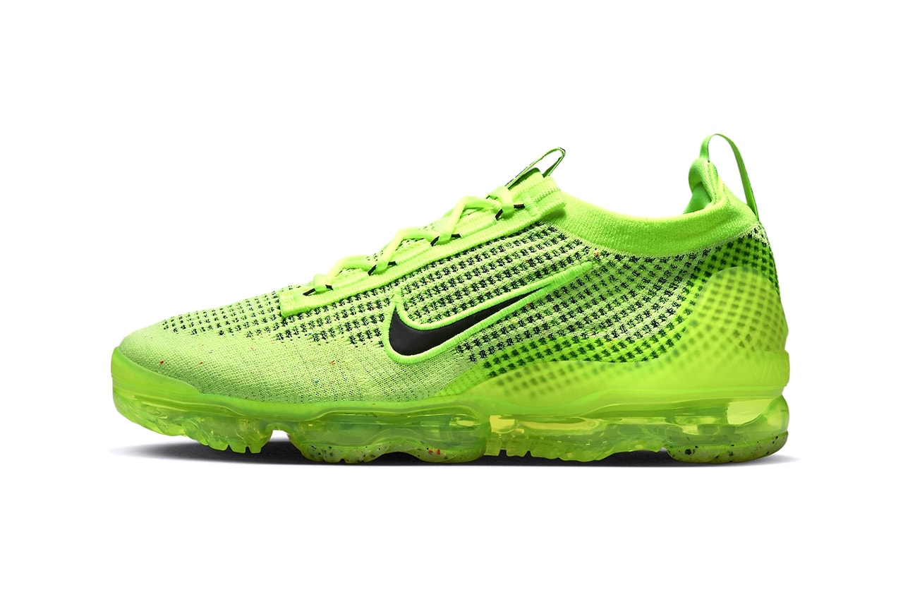 Nike Air Max VaporMac Flyknit Footwear Swoosh Volt Black Lightweight Move To Zero Sustainable Black Swoosh Yellow Laces