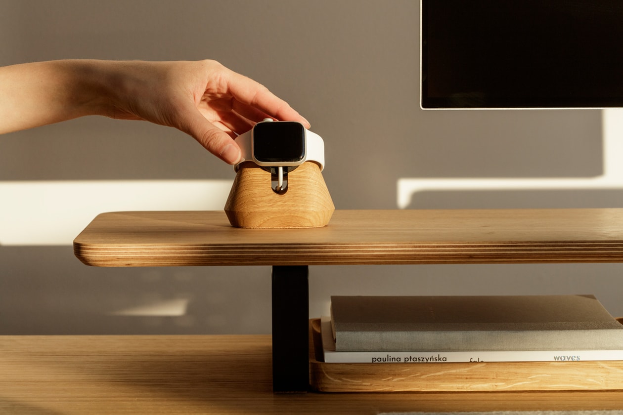 Oakywood Magsafe Desks Office Supplies Minimalist Wooden Accessories Organization iPhone Stand Desk Apple Watch Stand