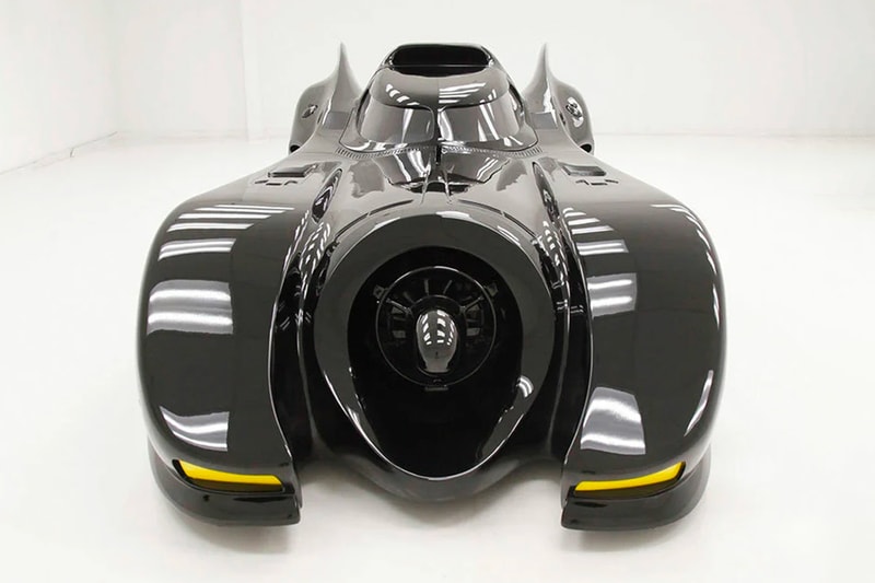 The Batman 2022 Batmobile 2.0 Rear View logo