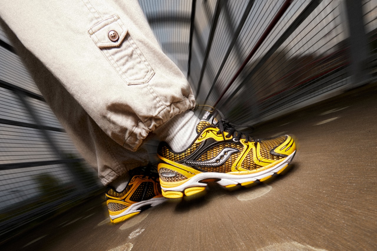 Saucony Originals Progrid Triumph 4 выпускает кроссовки в стиле ретро в желтом хроме 