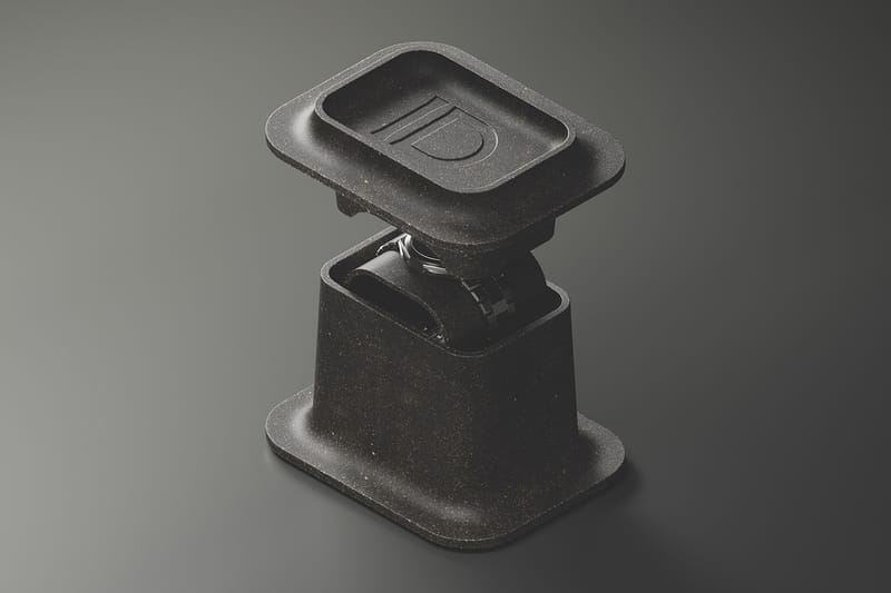 Swiss Watch Start-Up ID Genève Debuts Dissolving Compostable Seaweed Watch Box