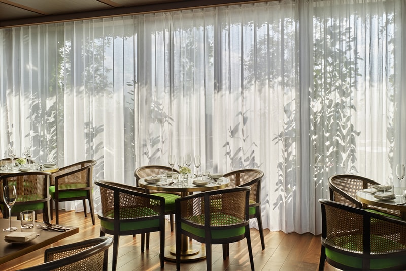 Tokyo edition hotel toranomon kengo kuma booking location price ian schrager blue room jade room gold bar lobby rooms info