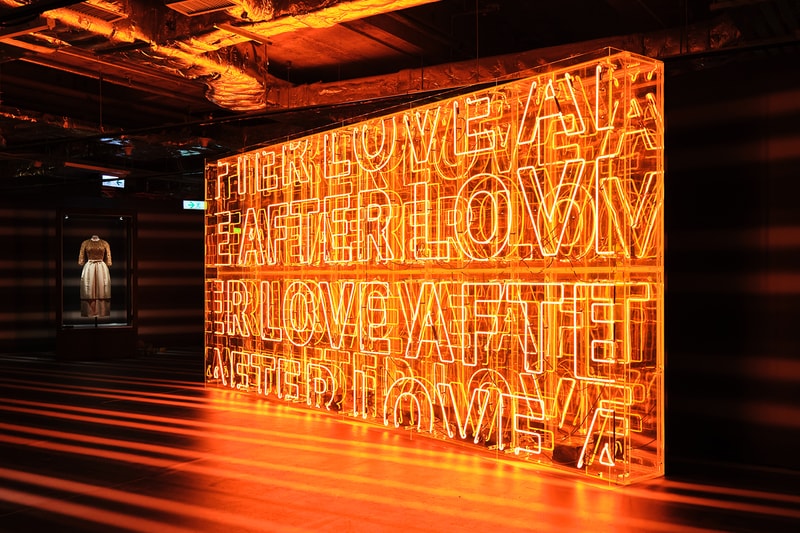 V&A Museum UK K11 for joint fashion exhibition “The Love of Couture: Artisanship in Fashion Beyond Time”