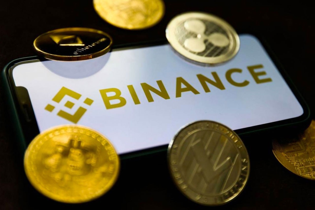 Top Tech Stories Weekly Roundup News Stories Elon Musk Twitter Furniture Sam Bankman Freed FTX Charge Binance Crypto Instagram TikTok Withdrawal