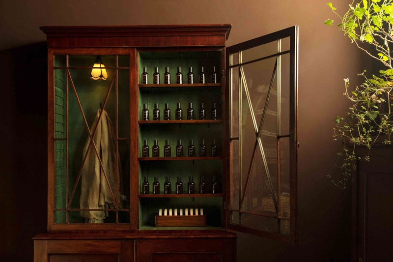JAMESPLUMB Studio Casts Aesop’s Cambridge Store in Calm Elegance Design