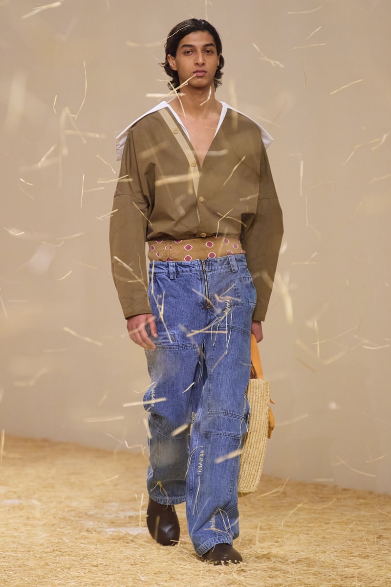 Jacquemus “LE RAPHIA” SS23 Gives New Meaning to Natural Beauty Fashion