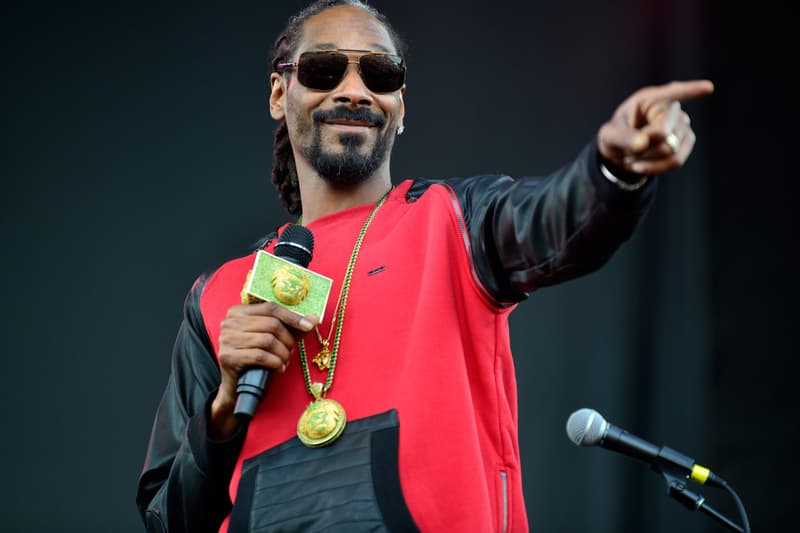 Snoop Dogg Says He Used a Typewriter To Write His Lyrics | Hypebeast