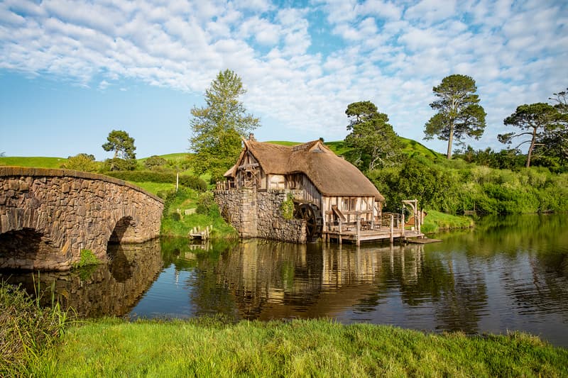 The Hobbit: An Unexpected Journey Airbnb New Zealand Waikato The Lord of the Rings Hobbiton Airbnb The Shire Hobbiton middle earth 