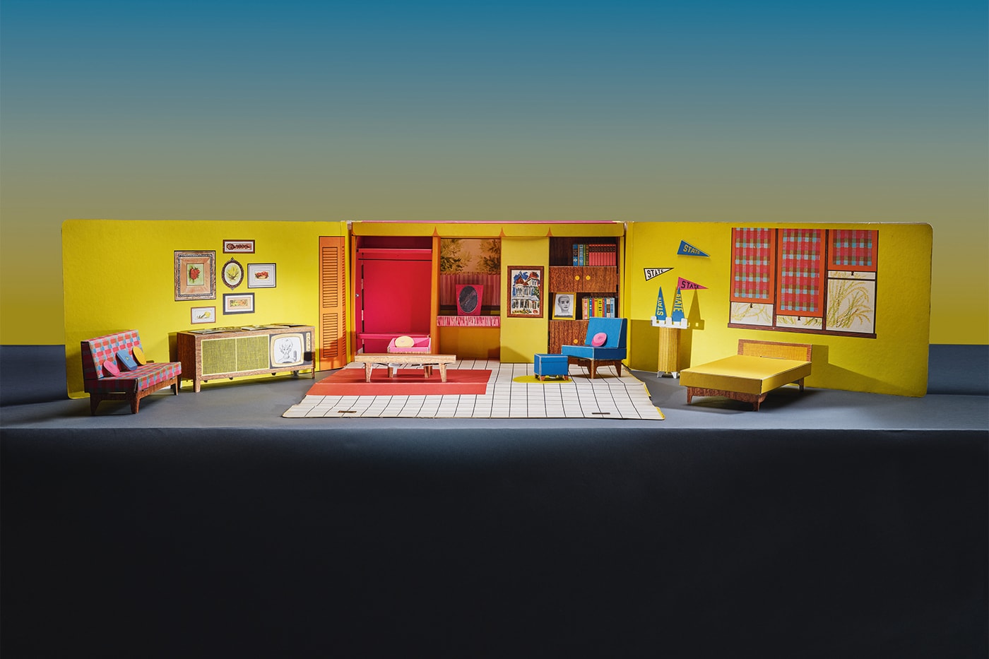 Take an architectural tour of Barbie's Dreamhouse Mattel Pin-Up