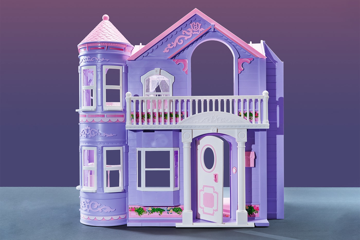 Take an architectural tour of Barbie's Dreamhouse Mattel Pin-Up