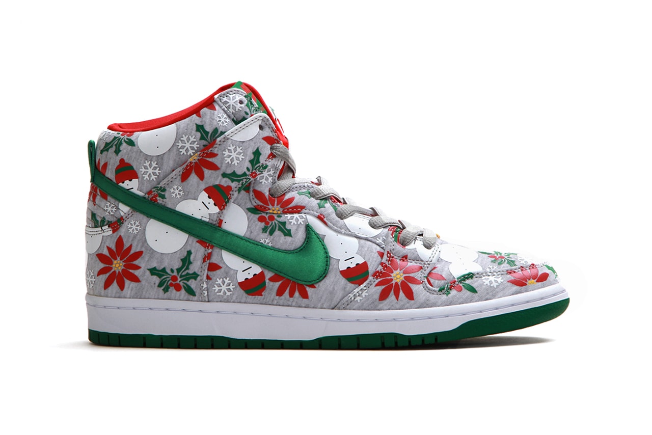 Best Christmas Sneakers List 2022 Reebok Shaq Attaq Ghost of Christmas Past ASICS GEL-LYTE III Snowflake Pack Home Alone adidas Forum Low The Grinch Nike SB Dunk High Krampus Lebron 10 Christmas James Court Victory Pump Mid Rudolph the Reindeer SB Dunk Low Candy Cane Concepts Ugly Christmas Sweater Kobe 6 Grinch Instapump Fury