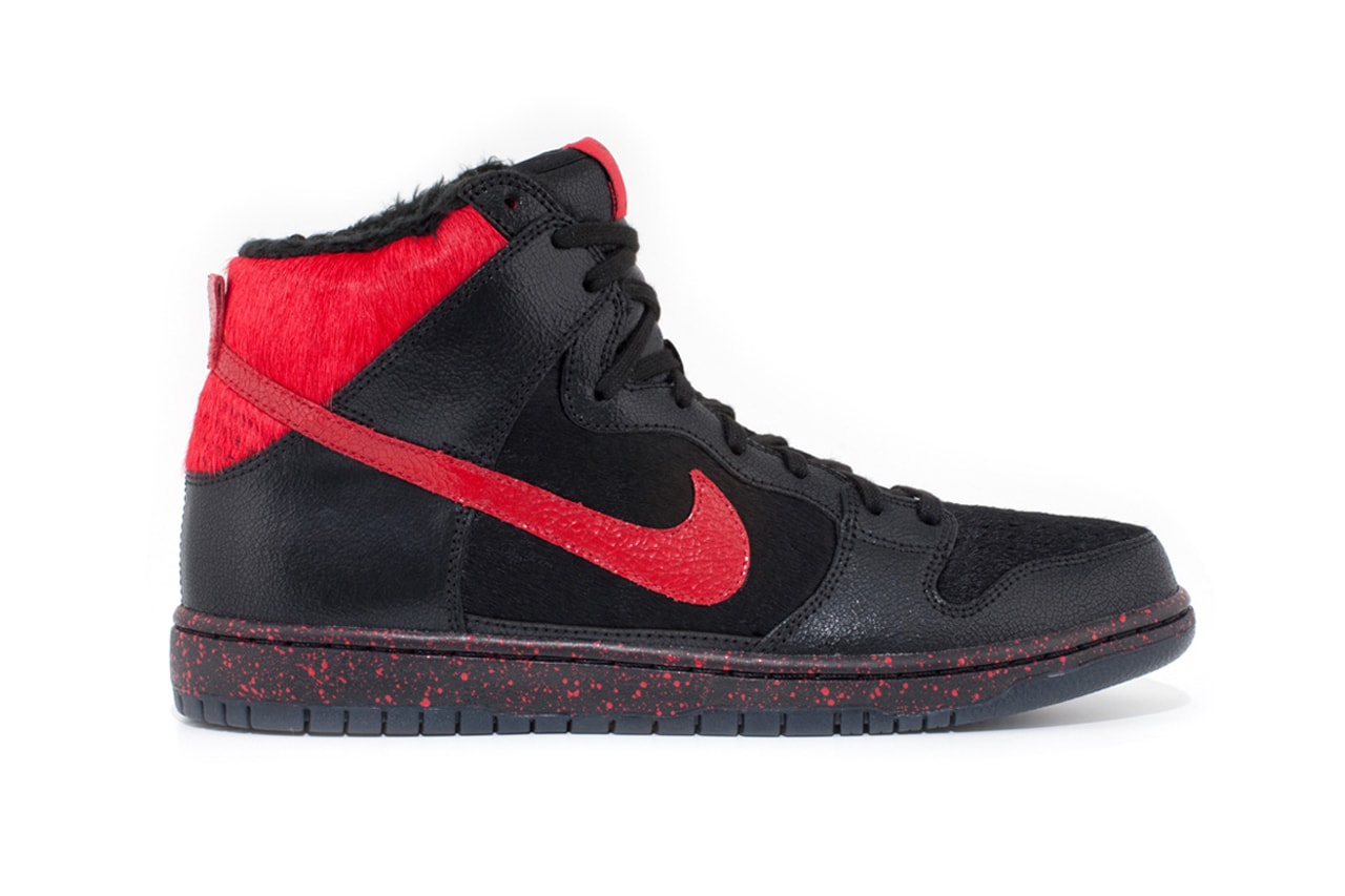 Lista dos melhores tênis de Natal 2022 Reebok Shaq Attaq Ghost of Christmas Past ASICS GEL-LYTE III Snowflake Pack Home Alone adidas Forum Low The Grinch Nike SB Dunk High Krampus Lebron 10 Christmas James Court Victory Pump Mid Rudolph the Reindeer SB Dunk Low Candy Cane Concepts Ugly Christmas Suéter Kobe 6 Grinch Instapump Fury
