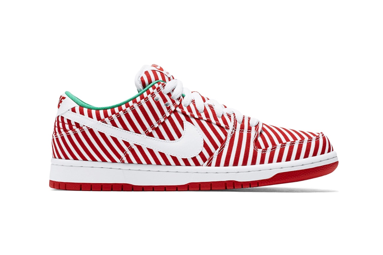 Lista dos melhores tênis de Natal 2022 Reebok Shaq Attaq Ghost of Christmas Past ASICS GEL-LYTE III Snowflake Pack Home Alone adidas Forum Low The Grinch Nike SB Dunk High Krampus Lebron 10 Christmas James Court Victory Pump Mid Rudolph the Reindeer SB Dunk Low Candy Cane Concepts Ugly Christmas Suéter Kobe 6 Grinch Instapump Fury