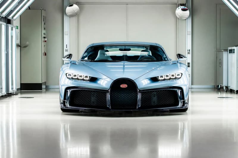 Buagatti Chiron Profilée RM Sotherby's Auction Paris February 1 2023 Car Supercar Sports Car Automotive Bugatti Pur Sport