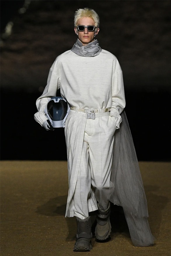 Dior Pre-Fall 2023 Menswear Runway Show Kim jones Egypt Cairo Giza pyramids