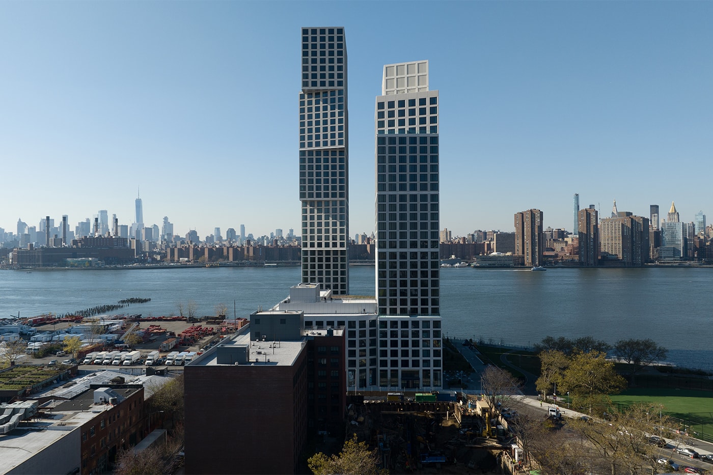 OMA Adds Pair of Blocky Towers to Brooklyn Waterfront