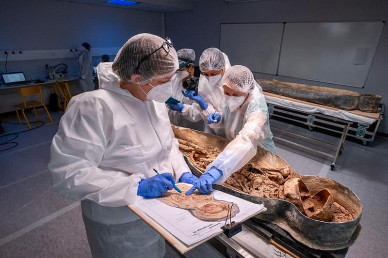 French Archaeologists Sarcophagi Notre Dame INRAP