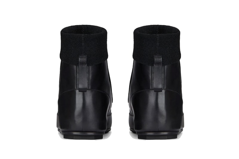 Givenchy Taps (B).STROY for Winter-Ready Leather Ankle Boots 