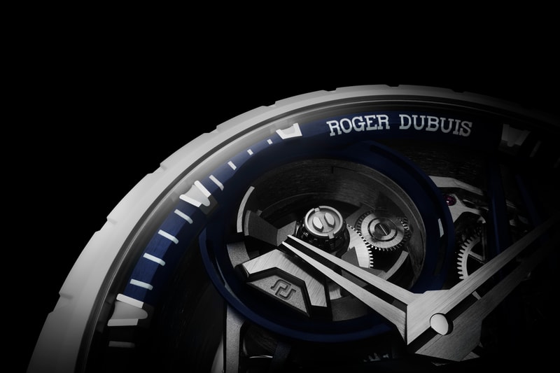 Roger Dubuis Excalibur Hypebeast Monobalancier MB HYPEBEAST Collaboration Timepiece Luxury Watch Geneva Switzerland Automatic RD720SQ Micro-Rotor Blue White Ceramic Double Balanced Inertia 