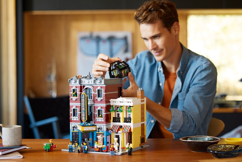 LEGO Jazz Club Modular Buildings Collection 10312 Release Date info store list price 2023 icons