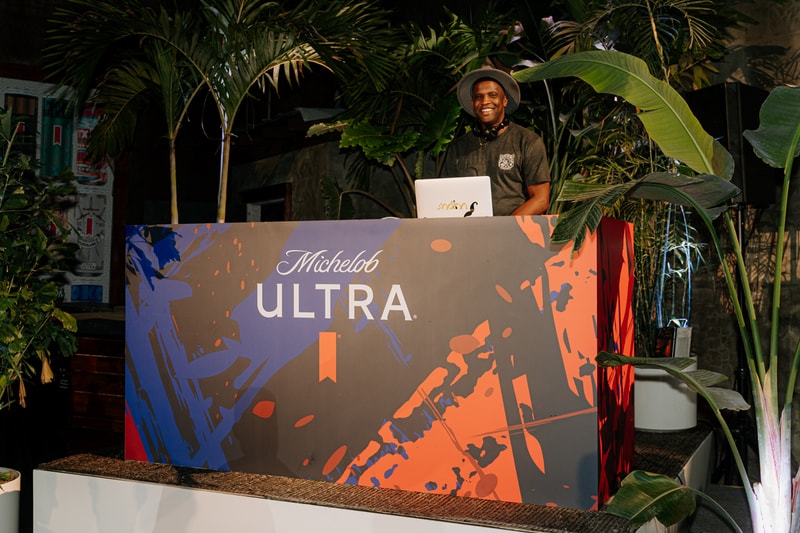 Michelob ULTRA Art Basel Festival NBA Team Cans Digital Art Reveal Recap Pop-Up Courtside Countdown Challenge Maps Backlot Miami Florida 21 Savage Gary Payton Chris Brickley Alonzo Mourning
