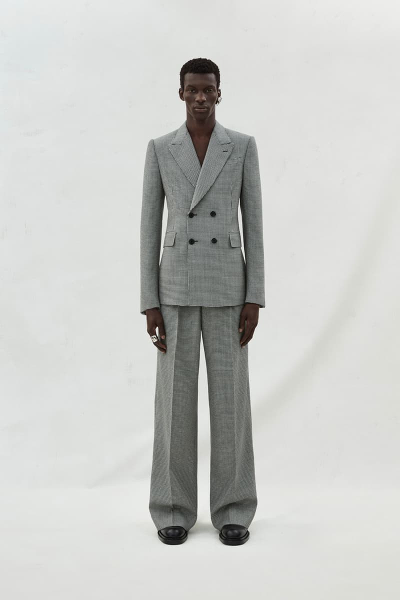 Alexander McQueen FW23 Makes Magic With Refined Tailoring Fashion