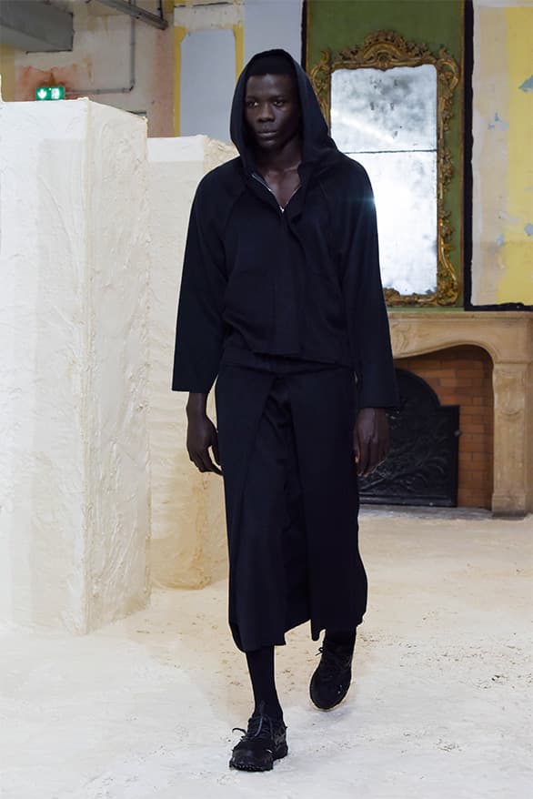 AIREI Fall Winter 2023 Collection Paris Fashion Week