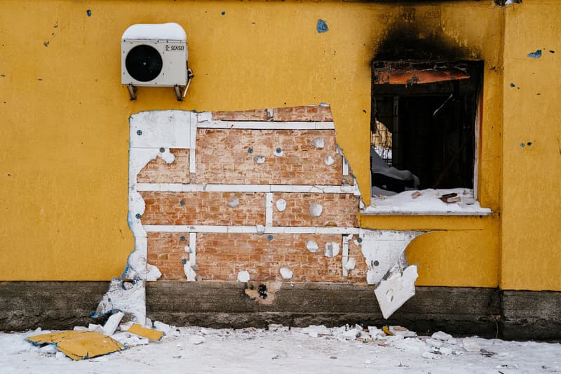 Banksy Mural Theft Ringleader Faces Up to 12 Year Sentence ukraine russia kyiv art woman gown fire extinguisher hostomel news info