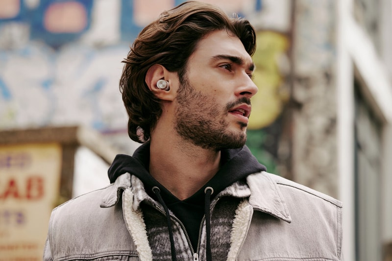 Bowers & Wilkins Pi7 and Pi5 S2 Earbuds Headphones Audio Tech British Wireless Waterproof Technology 