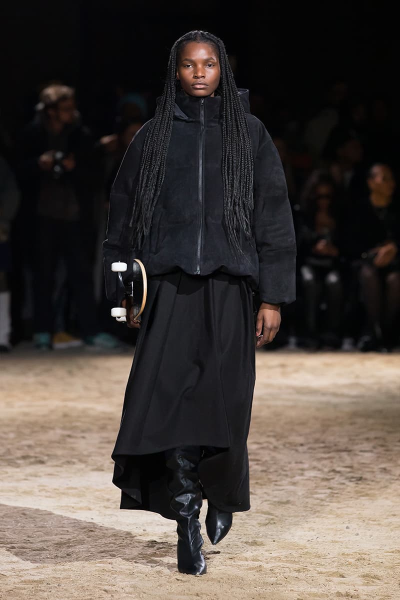 Chaz A. Jordan's 1989 Studio FW23 Collection Reimagines Classic Wardrobe Staples In Monochromatic Fashion modern luxury palais de tokyo pfw paris fashion week virgil abloh alton mason westisde gunn don c salehe bembury whatever you want it to be gen z black