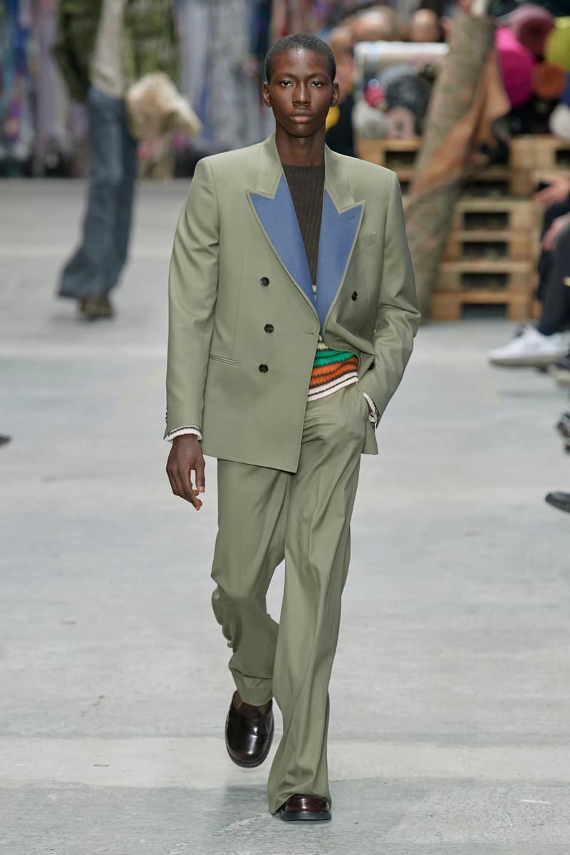 Etro Milan Fashion Week Fall Winter 2023 FW23 Runway Show MFW Mens Menswear Marco De Vincenzo 70s Retro 